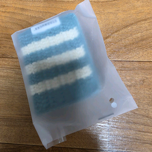 스타벅스 블루 니트지갑 1개 미개봉새것 이미지