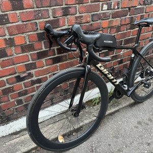 Giant 2023 TCR 어드밴스 2 KOM 로드바이크 + 엘리트 마블라이트 휠셋 이미지