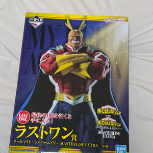 나히아제일복권 라스트원올마이트피규어 이미지