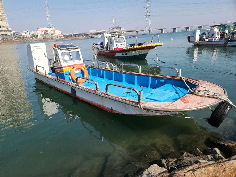 레저보트 선박 낚시보트 이미지