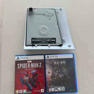 플스5 디스크드라이브 붉은사막 스파이더맨 판매합니다 이미지
