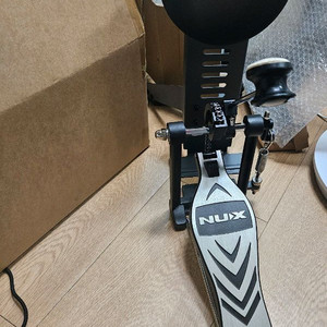 (단순 개봉) NUX 전자드럼 킥 트리거 패드 + 페달 세트 풀박스 팝니다 (DP-2000, DM-210) 이미지