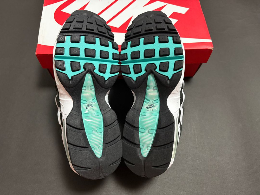 [245] 나이키 에어 맥스 95 OG 에메랄드 이미지