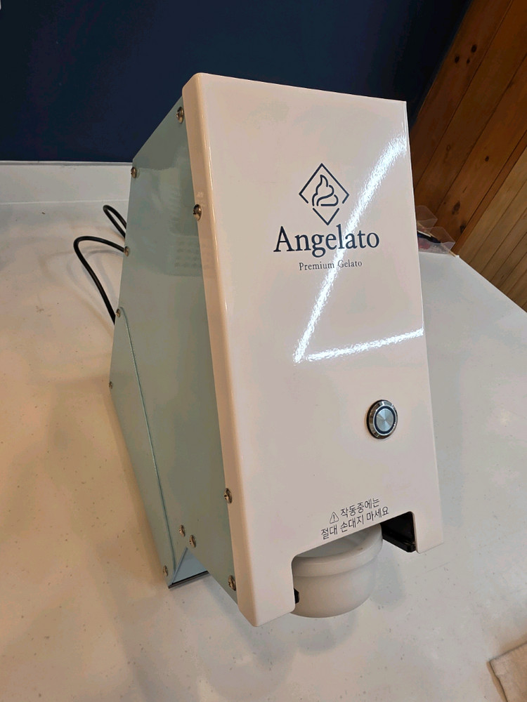 프리미엄 아이스크림 기계 엔젤라또 + 전용 냉동고 이미지