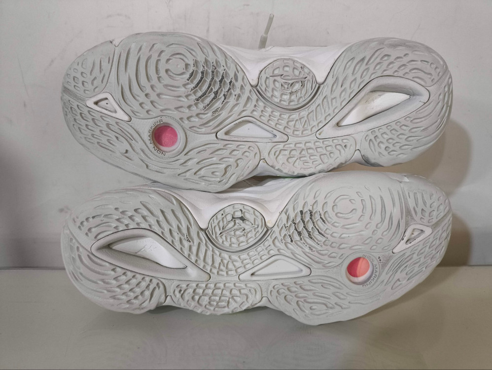 255mm 미즈노 웨이브 모멘텀3 인도어화 배드민턴화 이미지