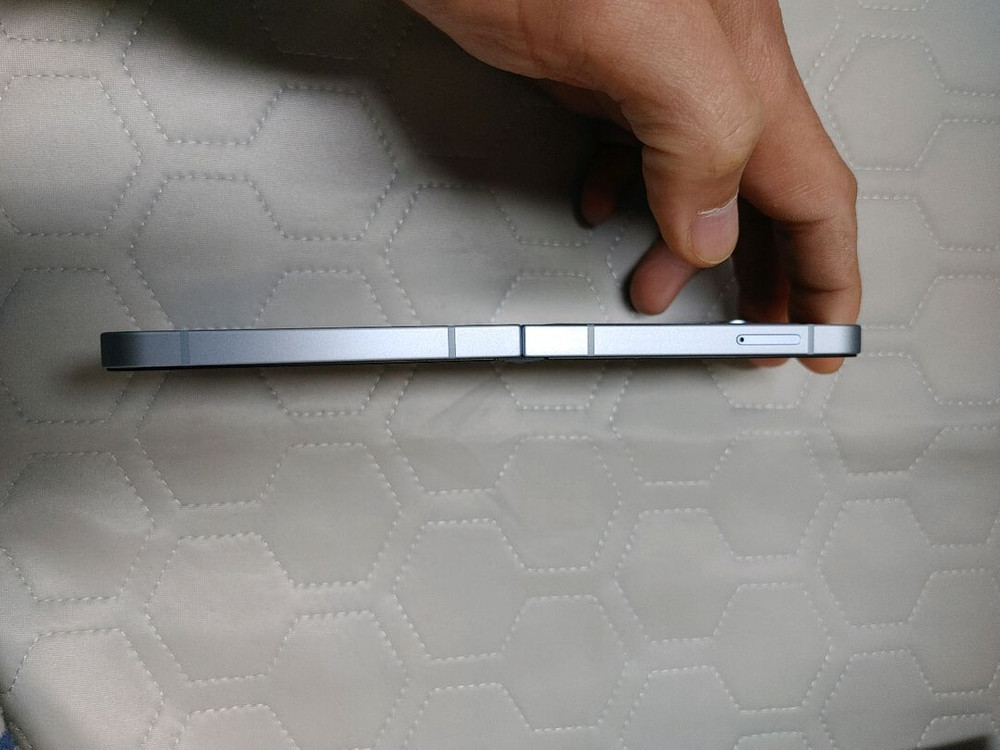 새폰급 ㅡ 개통일 보세요 ㅡ 갤럭시 Z플립6 256GB + 새케이스 이미지