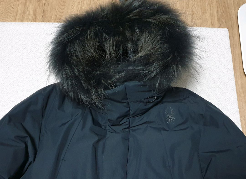 스파이더 패딩 이미지