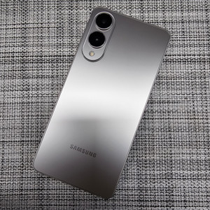 (신폰급) 갤럭시 S25엣지 256G 실버 25년 12월개통 정상해지공기계 초S급 선물용 72만팝니다@ 이미지