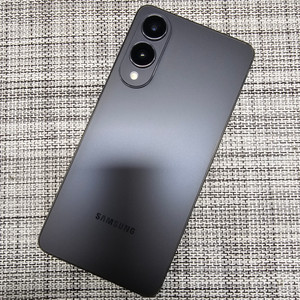 (무잔상) 갤럭시 S25엣지 256G 블랙 25년 9월개통 정상해지공기계 검수완료 62만팝니다@ 이미지