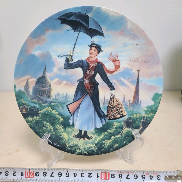 다양한 미국 엔틱 도자기 접시 장식 이미지