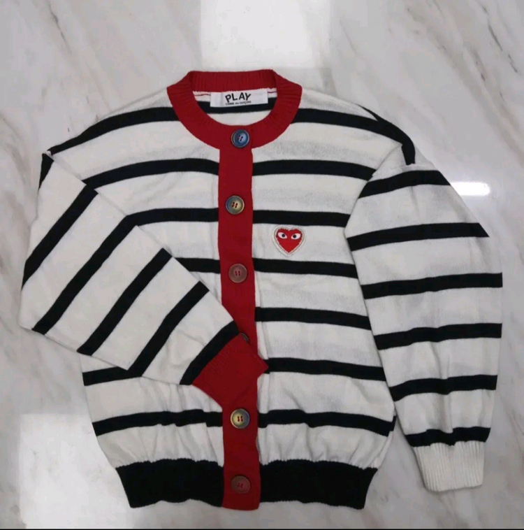 [새상품급 여성용] 꼼데가르송 울100% 플레이 라인의 스트라이프 니트 가디건 자켓 S 사이즈 이미지