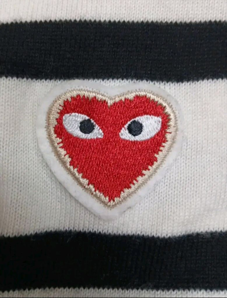 [새상품급 여성용] 꼼데가르송 울100% 플레이 라인의 스트라이프 니트 가디건 자켓 S 사이즈 이미지