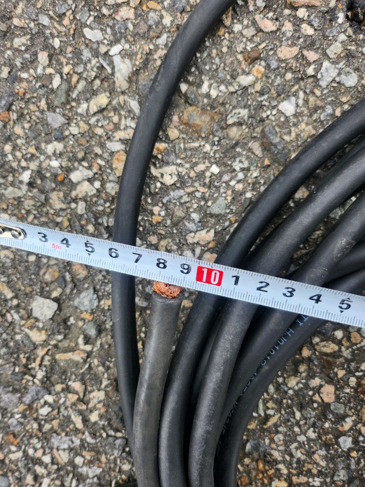 용접기 전선 이미지