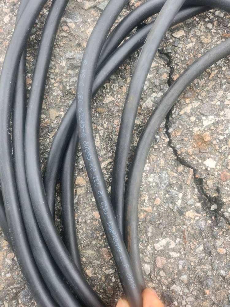 용접기 전선 이미지