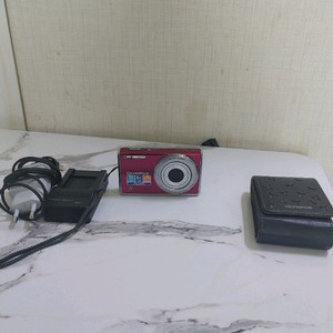 디지털카메라 이미지