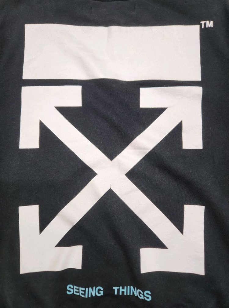 [정품 파격가 남여공용] 오프화이트 맨투맨 긴팔 M 사이즈 (발망 아미리 디스쿼어드2) 이미지