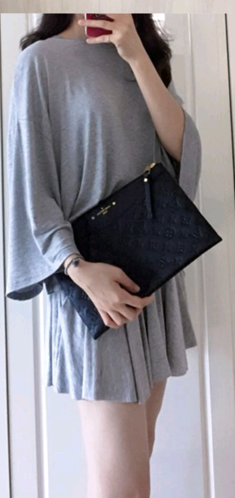 루이비통 앙프렝뜨 클러치백 정품S급(영수증O)구찌프라다디올고야드샤넬셀린느보테가생로랑버버리발렌시아가가방 이미지