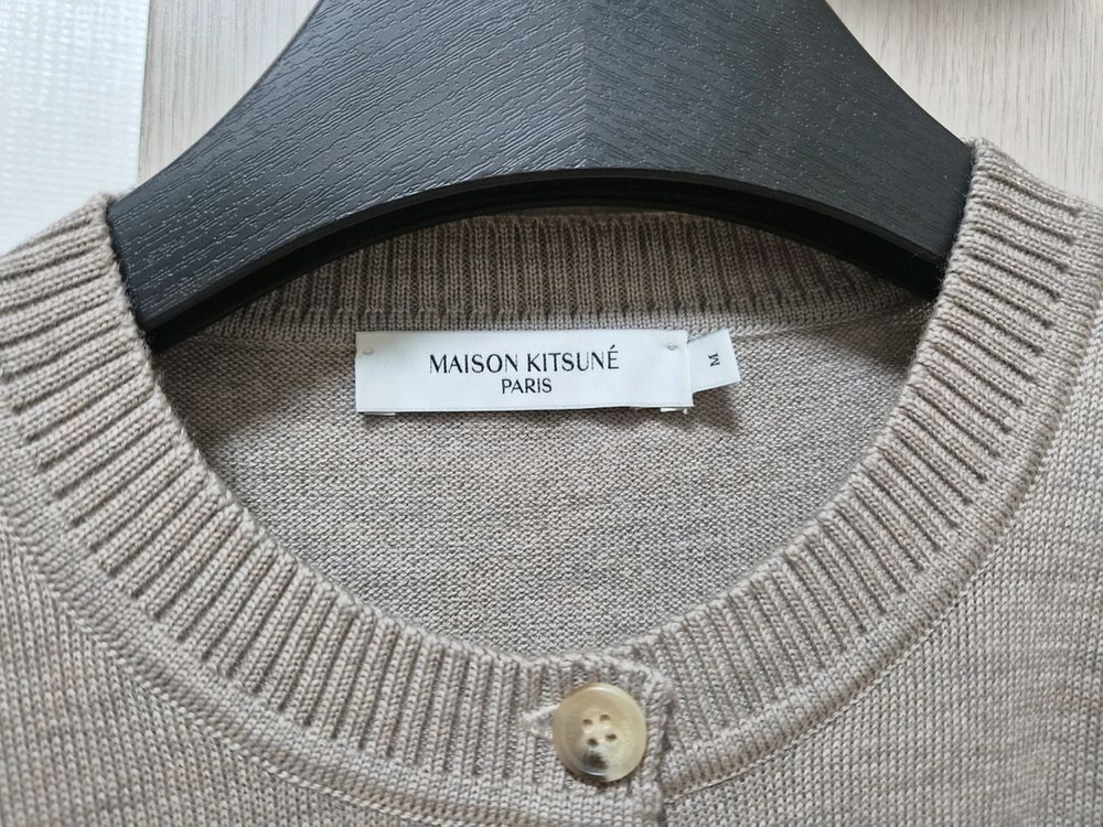 (제니착용)메종키츠네 여성 칠랙스 울 가디건 폭스 헤드 니트 이미지
