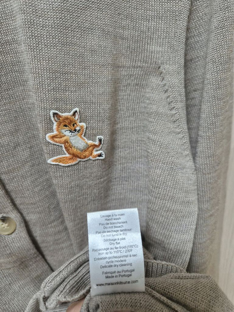 (제니착용)메종키츠네 여성 칠랙스 울 가디건 폭스 헤드 니트 이미지