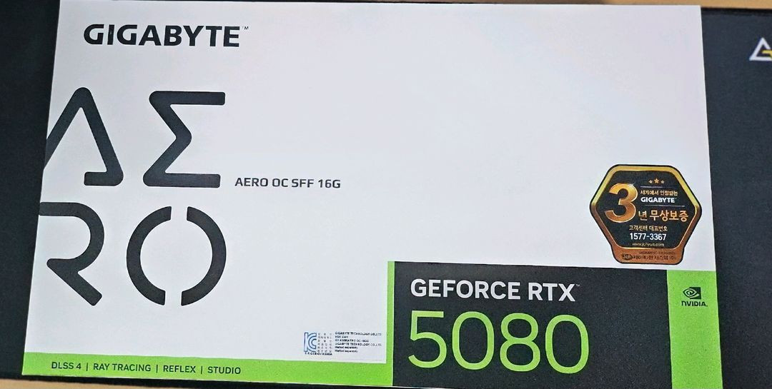 RTX 5080 그래픽카드 미개봉 이미지