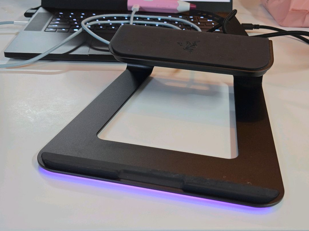 레이저 노트북 거치대 RAZER Laptop Stand Chroma 이미지