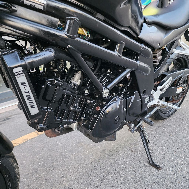 코멧650 네이키드 오토바이 17년식 마지막 연식 18,649km 이미지