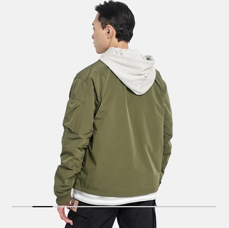 [M] 나이키 에센셜 라인드 봄버 자켓 바람막이 이미지