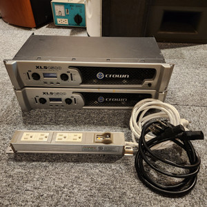 급처] Crown XLS1500 파워 앰프 2대 / 고급멀티탭 이미지