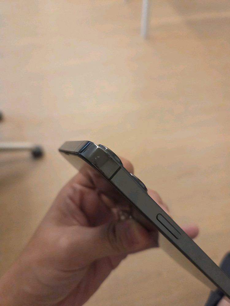 아이폰 13 프로 이미지