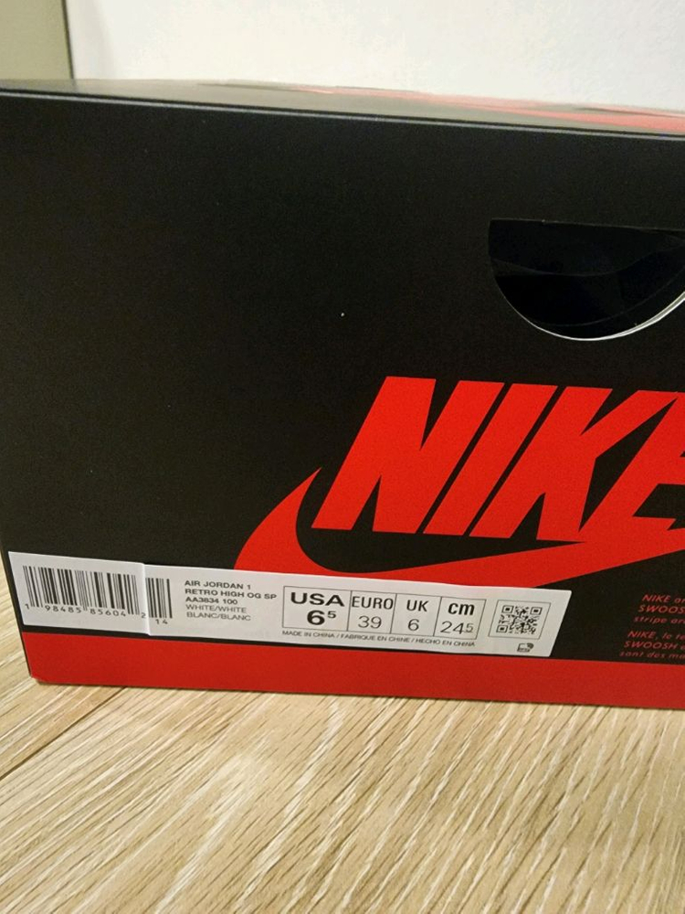 나이키 조던1 x 버질 알래스카 245 이미지