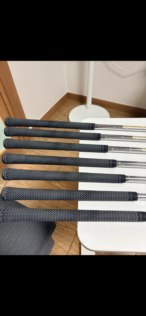 타이틀리스트 아이언 t100 4~P팝니다 이미지