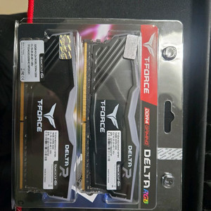 DDR4 메모리 16GB 2개 이미지