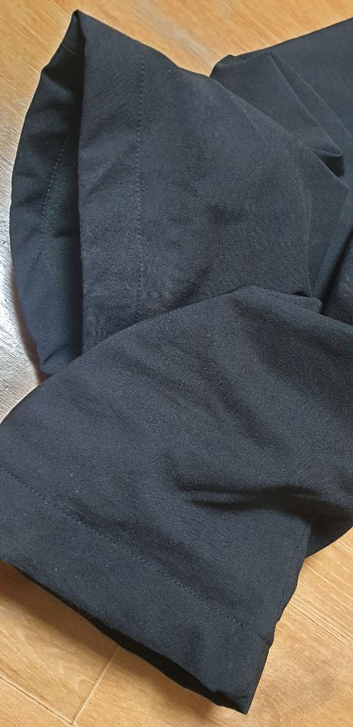 남.32-33) 유니클로 남성 바지 (보온) / 유니클로 히트텍 슬림핏 트레이닝 사무 이미지