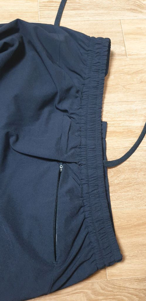 남.32-33) 유니클로 남성 바지 (보온) / 유니클로 히트텍 슬림핏 트레이닝 사무 이미지