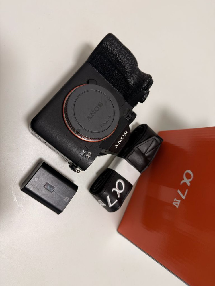 소니 a1m2 a7c2 2470gm2 90macro vg-c5 이미지