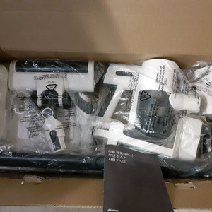 다룸 제로컬렉션 무선청소기 (무상AS 기간남음) 무선 청소기 핸디형 스틱형 핸디 스틱 이미지