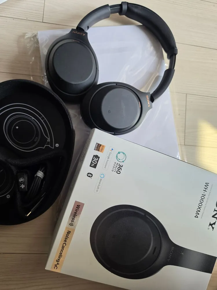 SONY WH-1000XM4 이미지