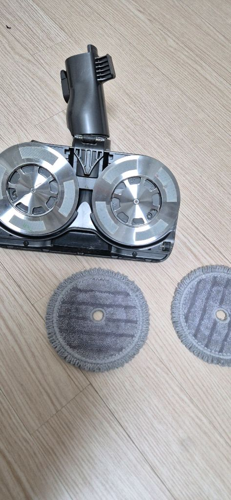 엘지 코드제로 무선청소기용 물걸레흡입구 팝니다 이미지