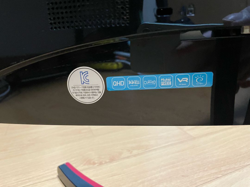 제이씨현 27인치 qhd 144hz 커브드 모니터 이미지