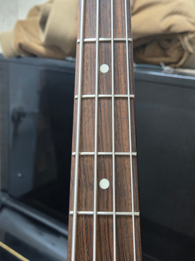 펜더 하이브리드2 재즈베이스 4현 이미지