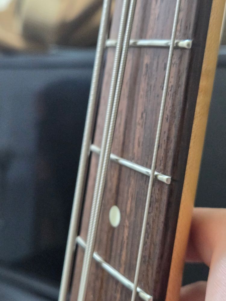 펜더 하이브리드2 재즈베이스 4현 이미지