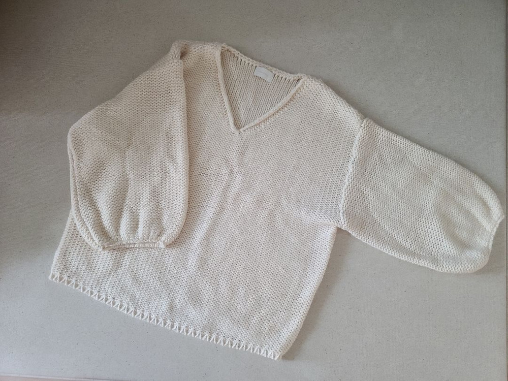 츄니토리 오버핏 루즈핏 브이넥 니트 스웨터 아이보리 / 자라 망고 H&M 유니클로 FYEO 비아플레인 아르켓 코스 이미지