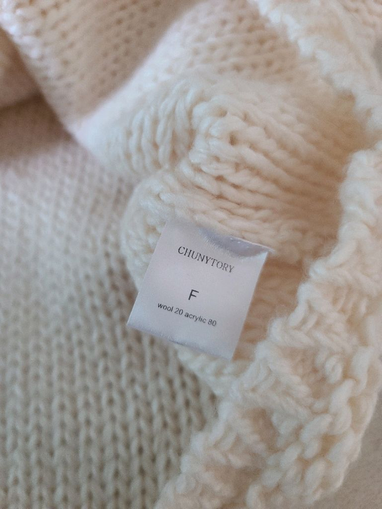 츄니토리 오버핏 루즈핏 브이넥 니트 스웨터 아이보리 / 자라 망고 H&M 유니클로 FYEO 비아플레인 아르켓 코스 이미지