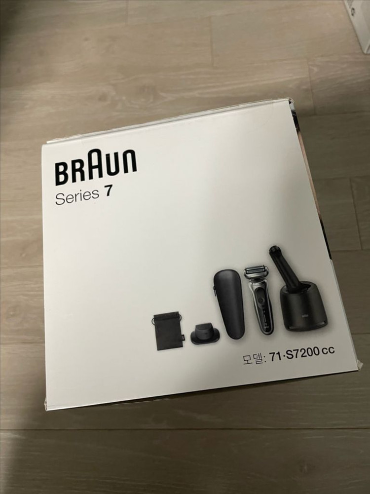 브라운 면도기 브라운 시리즈7 71-S7200cc 이미지