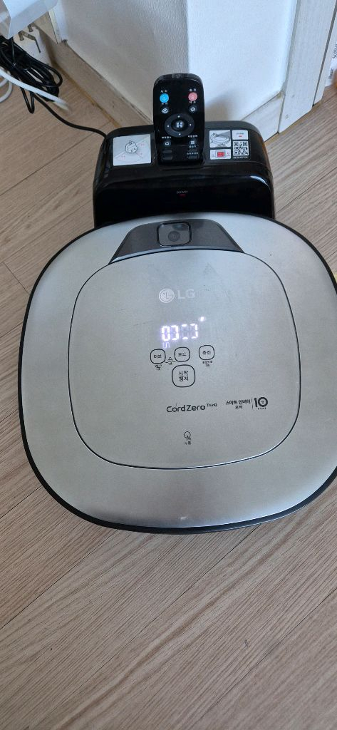 LG 코드제로 R76STM 로봇청소기 이미지