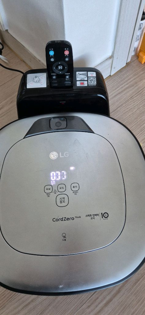 LG 코드제로 R76STM 로봇청소기 이미지