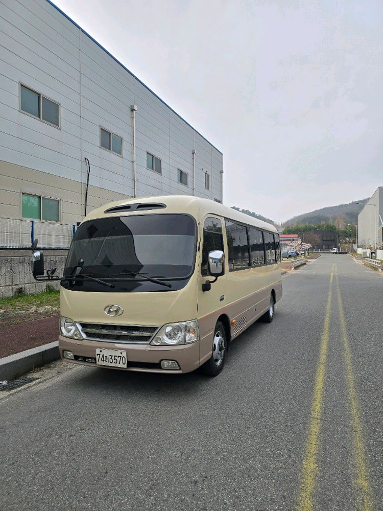 뉴카운티 2014년식 롱 25인승 이미지