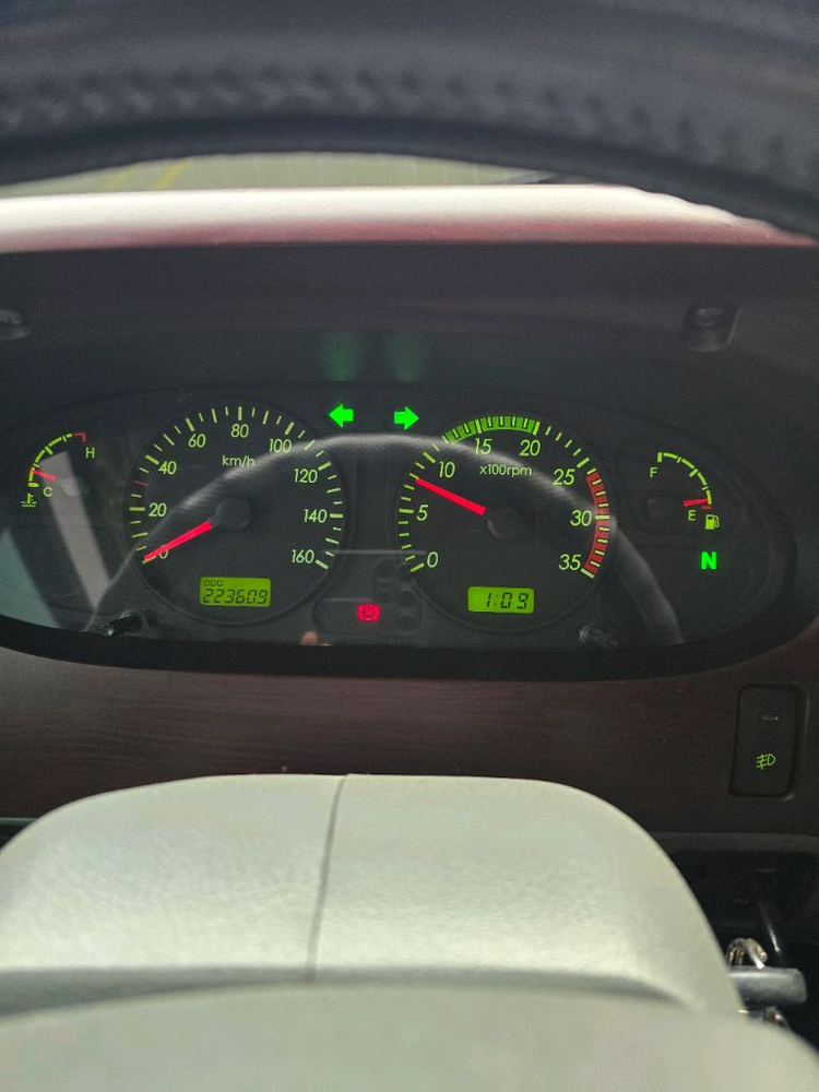 뉴카운티 2014년식 롱 25인승 이미지