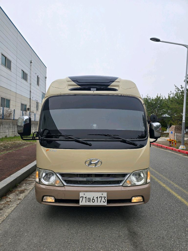 뉴카운티2013년롱바디25인승 이미지