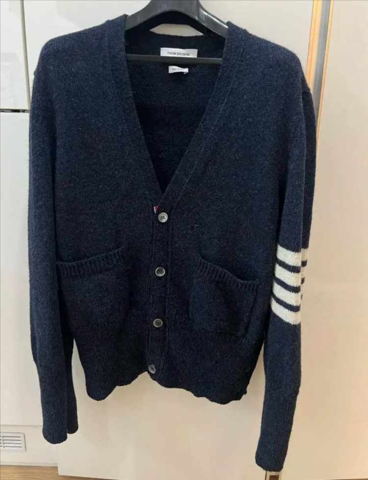 톰브라운 네이비 울가디건 4사이즈 (새상품급) 이미지